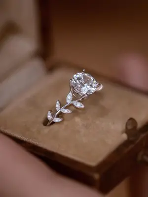 Elegant Flower & Leaf Design Artificial Zircon Engagement Ring for Gift, Promise Vintage Engagement Rings Jewelry for Weddin...