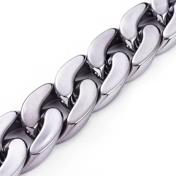 Handmade Plastic Curb Chains