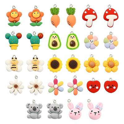28Pcs 14 Style Resin Pendants