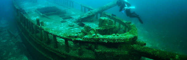 Port Washington’s Shipwreck Graveyard: A Walking Tour Along the Coast
