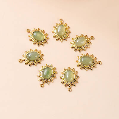Bohemia Style Natural Green Aventurine Pendants