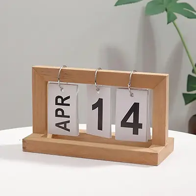 Back to School Supplies Wooden Flip Calendar, 1 Count Minimalist Desk Calendar, Desktop Decor Calendar For Home Office
