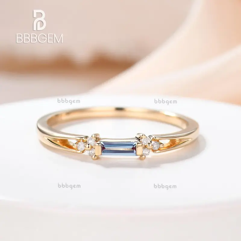 14k/18k Baguette Cut Alexandrite Engagement Ring Vintage