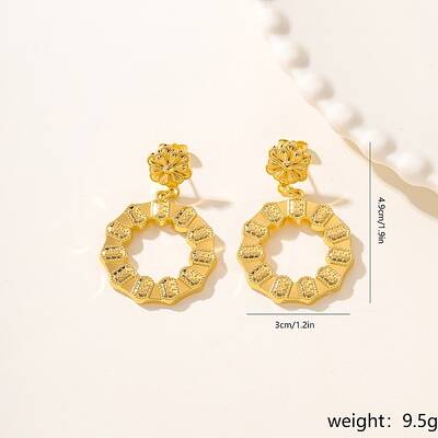 Vintage Exaggerated Metal Flower Heart Earrings for Party Wedding.