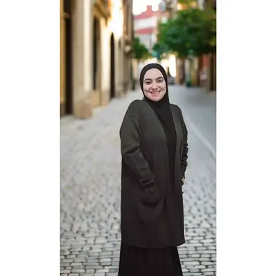 Elegant Cozy Knit Cardigan