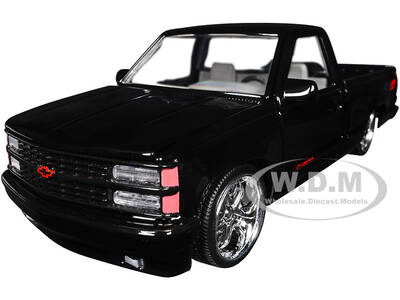 1992 Chevrolet 454 SS Pickup Truck Black Maxx Design American Classics Series 1/24 Diecast Model Car by Motormax