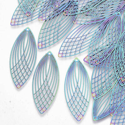 Ion Plating(IP) 201 Stainless Steel Filigree Pendants