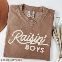 Comfort Colors Raising Boys Boy Mom Mama T-shirt, Trendy 90s Shirt For Cool Mom, Vintage Mom Shirt, Mothers Day Gift For Mom