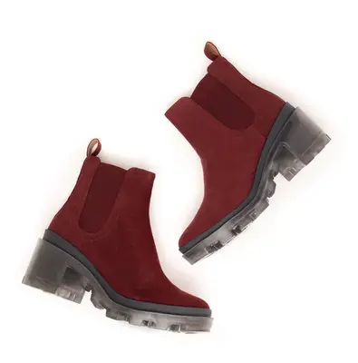 Harper Vegan Chunky Chelsea Ankle Boot | Size: Women's Size 8/Men's Size 6.5 | Color: Whiskey