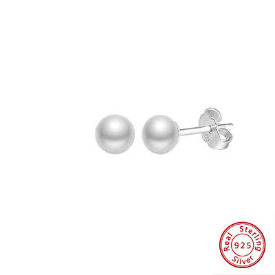 Round Natural Pearl Stud Earrings