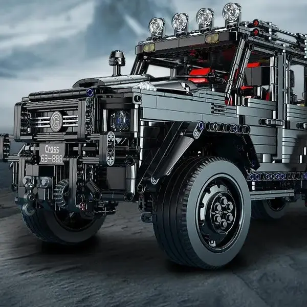 【1:8】3224pcs   Dark Warrior Big G Assembly Off-road Vehicle - Brabus Model Educational Toy, perfect gift