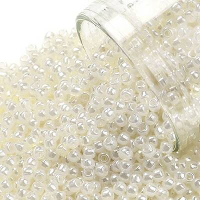 TOHO Round Seed Beads