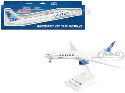 Boeing 777-300 Commercial Aircraft with Landing Gear United Airlines (N2749U) White with Blue Tail (Snap-Fit) 1/200 Plastic...