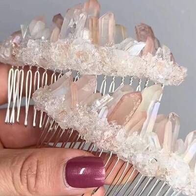 Natural Raw Quartz Crystal Chip Combs. with Alloy Findings