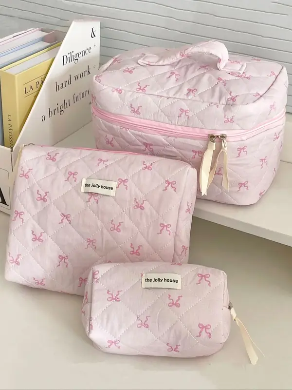 Quilted Cartoon Bowknot Pattern Makeup Bag, 2025 New Style Travel Cosmetic Storage Bag for Women and Girls, Travel Storage Ba...