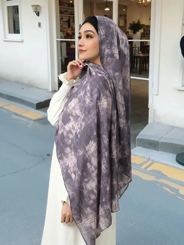 Soft Knitted Scarf for Women, Elegant Gradient Crackle Design Hijab, Comfortable Daily Wear Headscarf, All Seasons Accessory