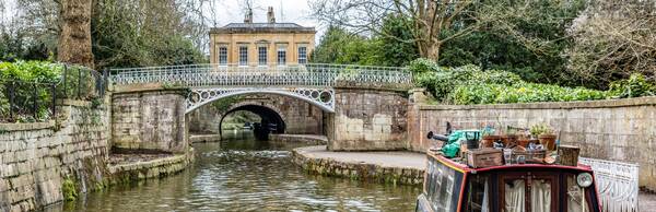 Bath’s Canal Walk: Highlights from Pulteney Bridge to the Towpath