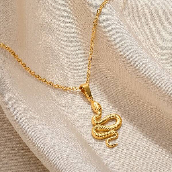 304 Stainless Steel Snake Pendant Necklaces for Women Men