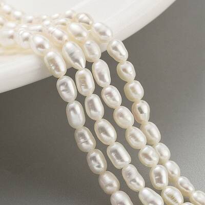 Natural Cultured Freshwater Pearl Beads Strands