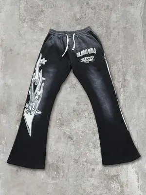 Men's Regular Fit Graphic Print Drawstring Waist Sweatpants, Street Fashion Casual Pocket Trousers for Daily Wear, Men's Bott...