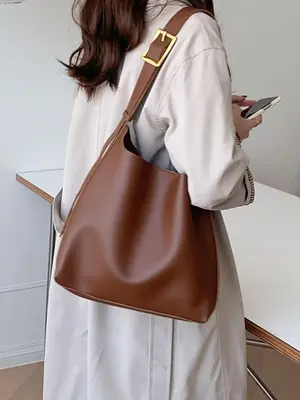 Women's Solid Minimalist Bucket Bag With Magnetic Closure