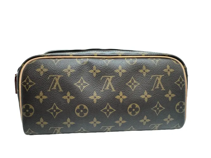 Pre-owned Louis Vuitton Leather Bag Accessories Monogram Dopp Kit Toilet Pouch