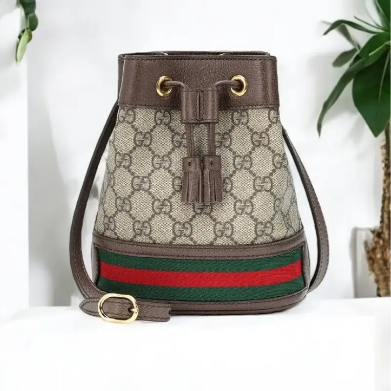 Pre-owned GUCCI CANVAS Crossbody Bags Beige GG Supreme Coated Ophidia Mini Bucket Bag