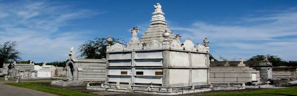 Stories of Faith and Courage: A Self-Guided Tour of Metairie Cemetery