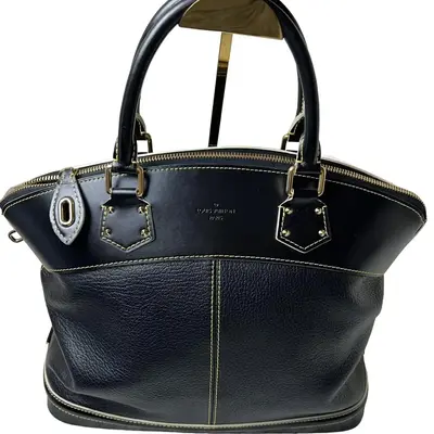 Pre-owned Louis Vuitton Leather tote bags Suhali Lockit MM Black Tote Bag