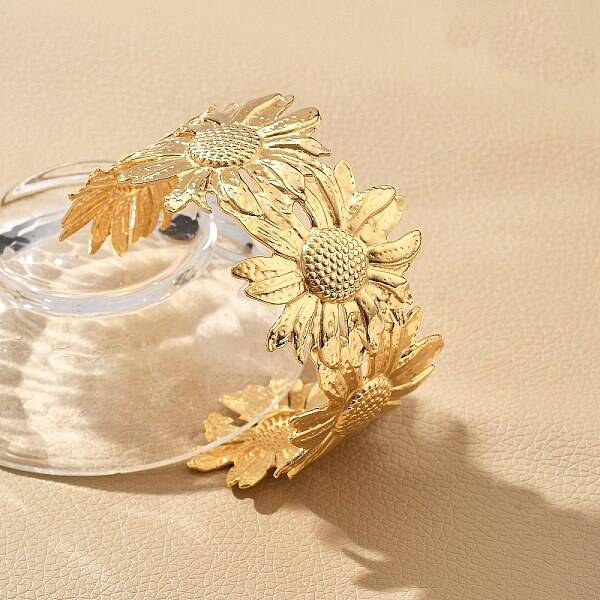 Ion Plating(IP) Flower 304 Stainless Steel Cuff Bangles for Women