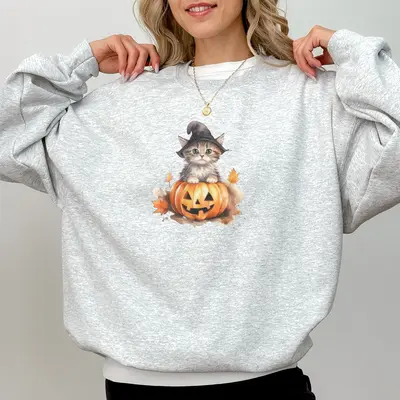 Vintage Spooky Kitten Crewneck