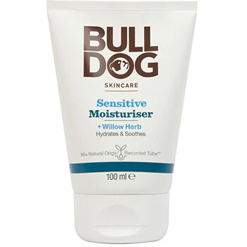Bulldog Sensitive Crema idratante per uomo per pelli sensibili 100 ml