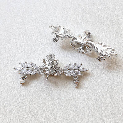Crown Brass Pave Clear Cubic Zirconia Head Pins