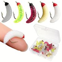 Artificial Bionic Maggot Fishing Bait, 30pcs/box Random Color Bread Worm with Hook, Fishing Supplies for Outdoor Fishing, Fis...