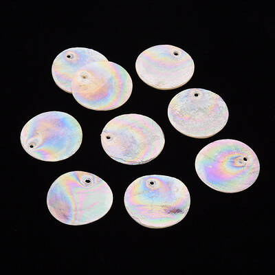Electroplate Natural Capiz Shell Pendants