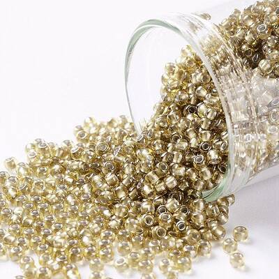 TOHO Round Seed Beads