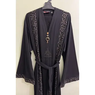 Black Abaya - Aesthetic Gold Design