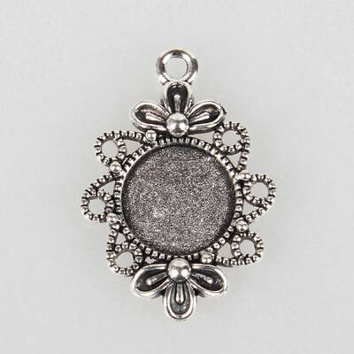 Tibetan Style Filigree Alloy Pendant Cabochon Settings