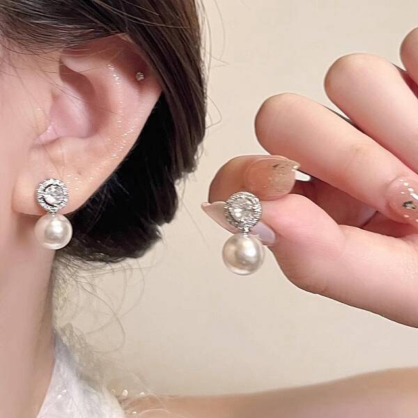 Alloy Stud Earring