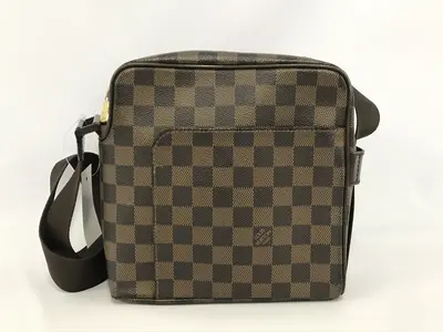 Pre-owned Louis Vuitton PVC Shoulder Bags Damier N41441 Olaf MM Shoulder Bag