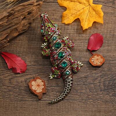 Crocodile Rhinestone Brooch Pin