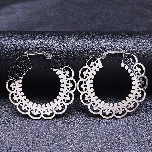 Non-Tarnish 304 Stainless Steel Hollow Flower Hoop Earrings