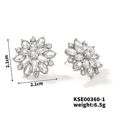 Fashionable Cute Shiny Brass Rhinestone Stud Earrings French Romantic Sunflower Earrings