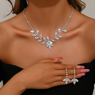 Leaf Brass Rhinestone Stud Dangle Earrings & Pendant Necklaces Set for Women