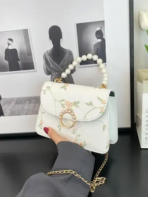 Women's Fashion Faux Pearl Decorated Chain Crossbody Bag, Elegant Floral Embroidered Flap Shoulder Bag for Daily Used, Matchi...