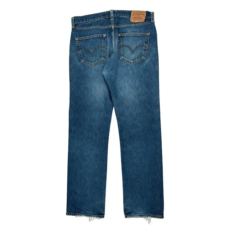 501 Levis Jeans - 34W 32L Blue Cotton | Size: 34″ waist