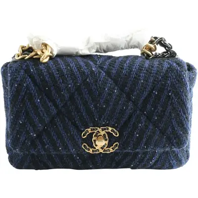 Pre-owned CHANEL Tweed Shoulder Bags 19 Flap Bag Quilted and Sequins Medium Shoulder Bag