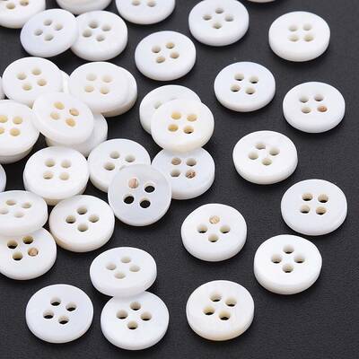 4-Hole Freshwater Shell Buttons