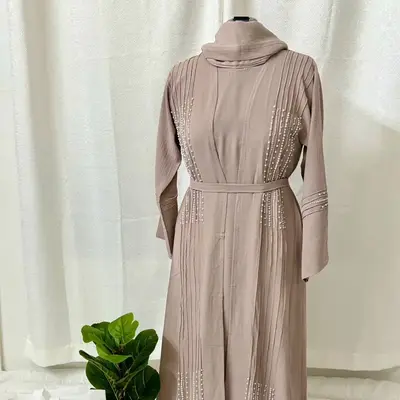 Modest Islamic Eid Abaya with Long Sleeves, Adjustable Waist, and Decorative Embroidery