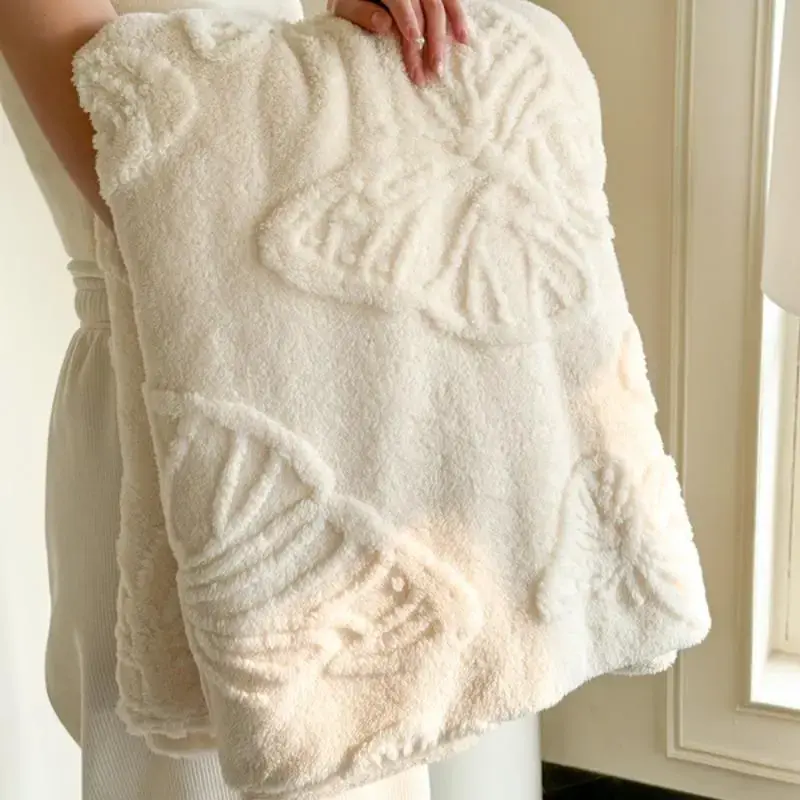 Solid Color Butterfly Jacquard Blanket, 1 Count Soft Comfortable Warm Throw, Air-conditioned Room Blanket, Bedding Supplies f...